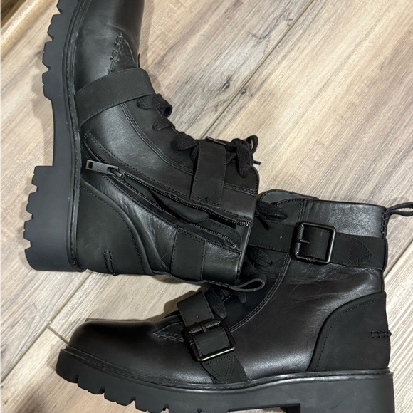 Ugg Noe Black Leather Boots - Women’s 11 - Brand New - Picture 2 of 7